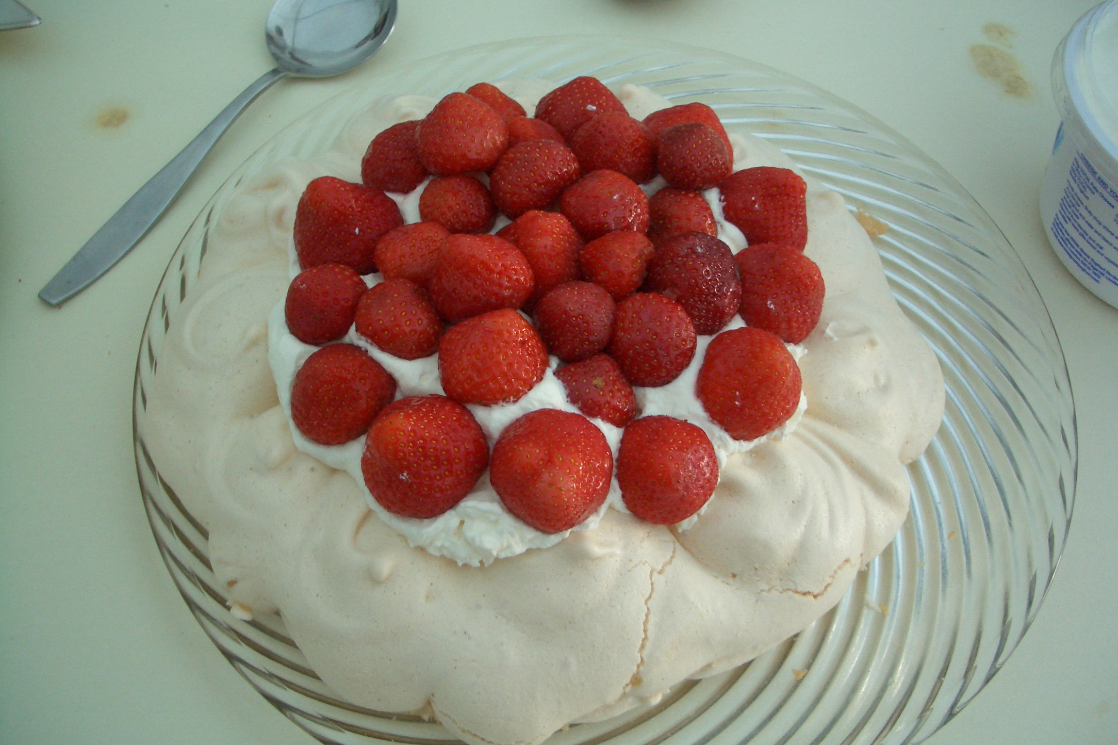 Strawberry pavlova